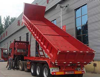 13米半掛車 13米半掛車